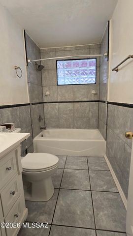 4050 S Kostka Avenue, Tucson, AZ 85714