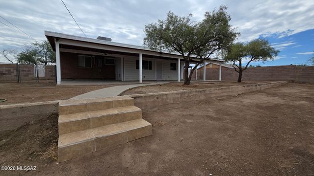 4050 S Kostka Avenue, Tucson, AZ 85714