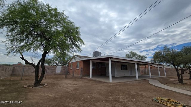 4050 S Kostka Avenue, Tucson, AZ 85714