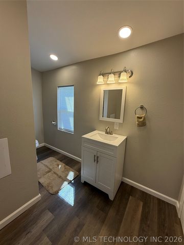 1012 N H, Muskogee, OK 74403