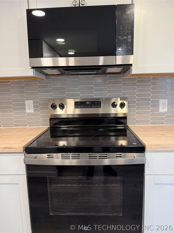 1012 N H, Muskogee, OK 74403