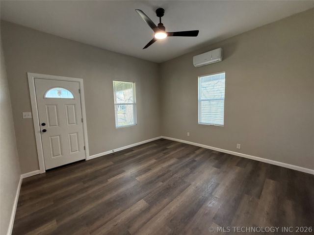 1012 N H, Muskogee, OK 74403