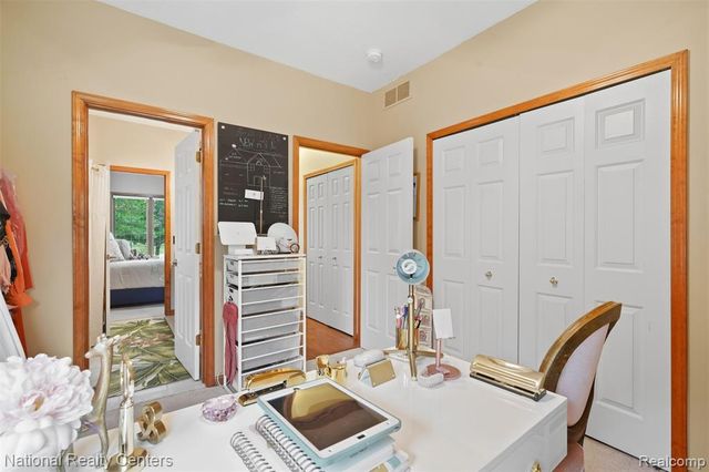 8401 Heartwood Drive, Newport, MI 48166