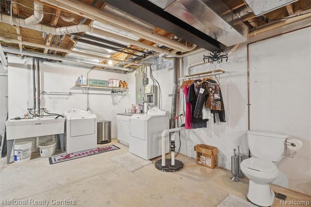 8401 Heartwood Drive, Newport, MI 48166