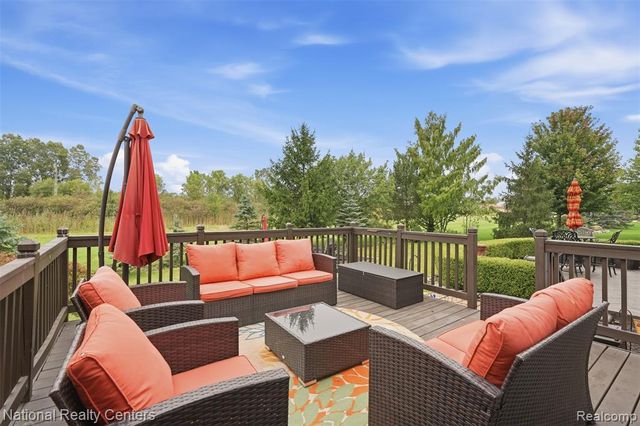 8401 Heartwood Drive, Newport, MI 48166