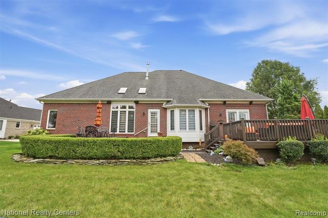 8401 Heartwood Drive, Newport, MI 48166