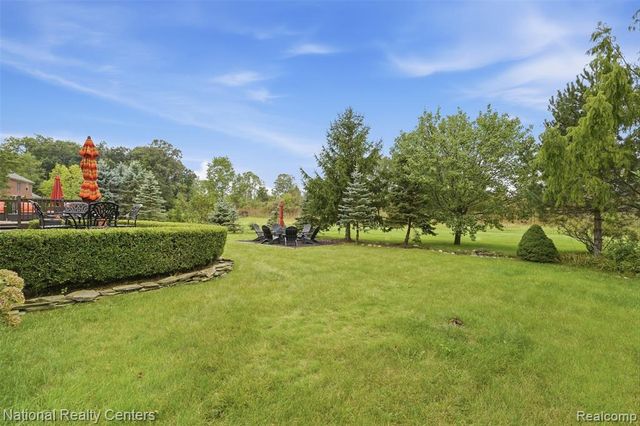 8401 Heartwood Drive, Newport, MI 48166