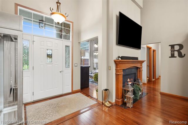 8401 Heartwood Drive, Newport, MI 48166