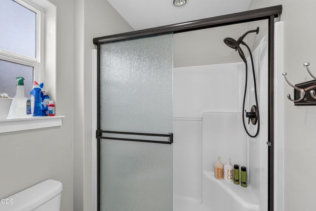 3232 Ford Drive, Medford, OR 97504