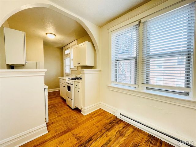 4103 Hartford Street, St Louis, MO 63116