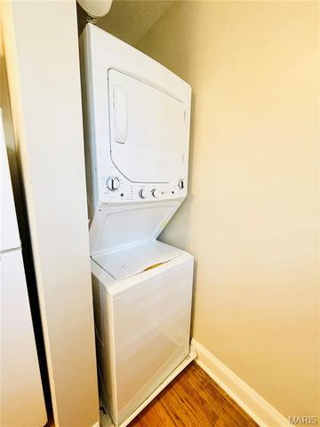 4103 Hartford Street, St Louis, MO 63116