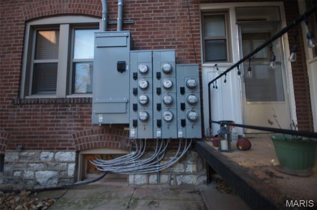 4103 Hartford Street, St Louis, MO 63116