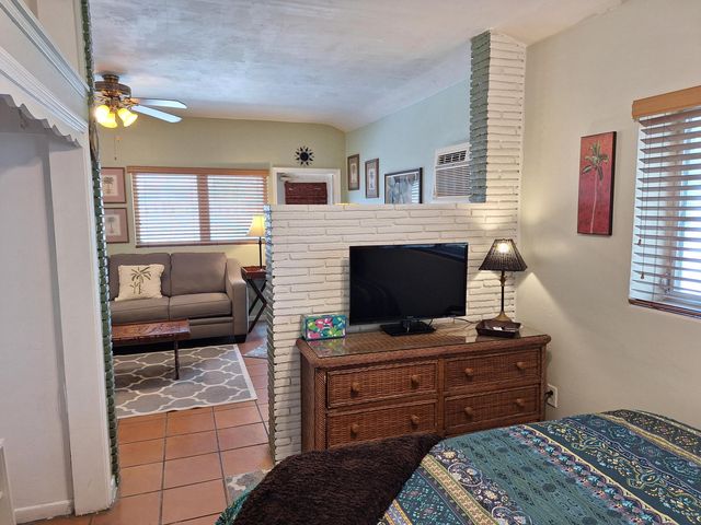 721 N M Street, Lake Worth Beach, FL 33460