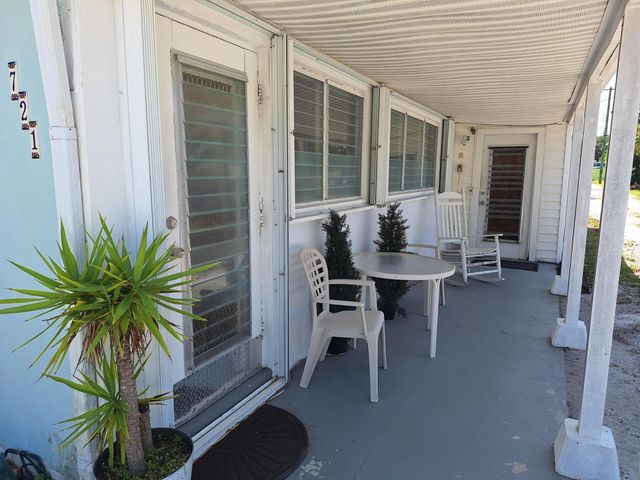 721 N M Street, Lake Worth Beach, FL 33460