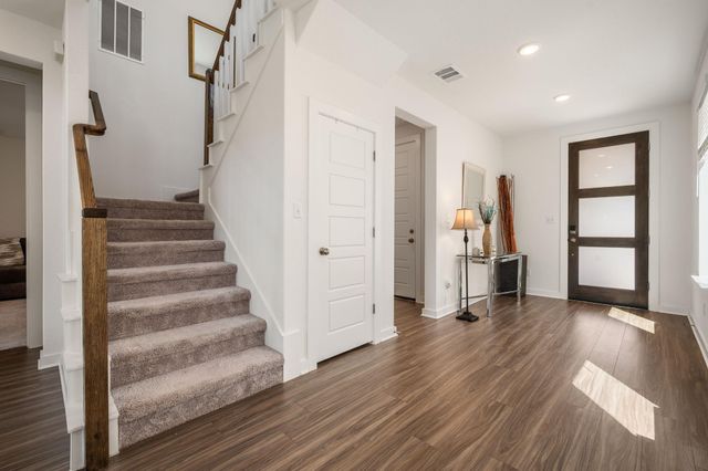 256 Comfort Maple Lane, Dripping Springs, TX 78620