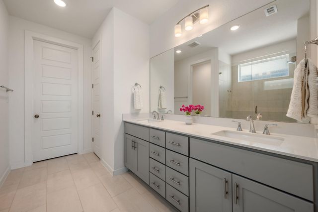 256 Comfort Maple Lane, Dripping Springs, TX 78620