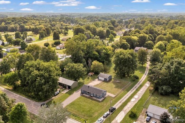 13065 Neff Road, Clio, MI 48420