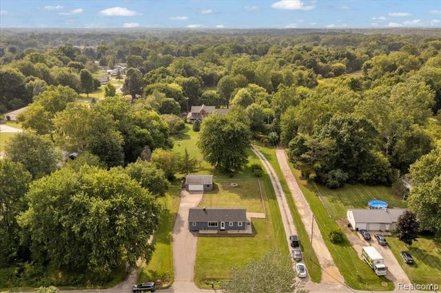 13065 Neff Road, Clio, MI 48420