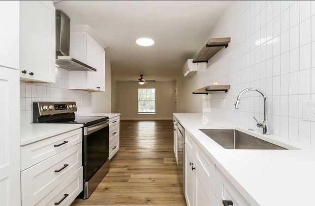 425 N Rosemont Avenue 115, Dallas, TX 75208