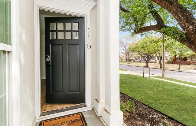 425 N Rosemont Avenue 115, Dallas, TX 75208