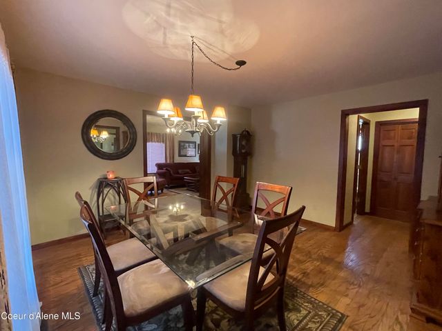 7042 Oak St., Bonners Ferry, ID 83805