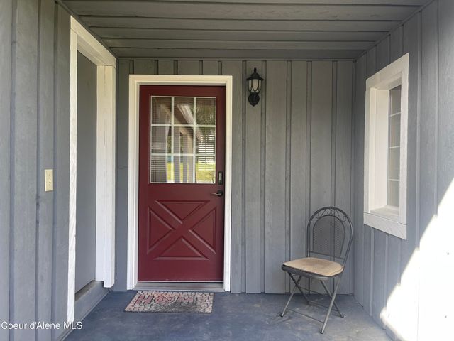 7042 Oak St., Bonners Ferry, ID 83805