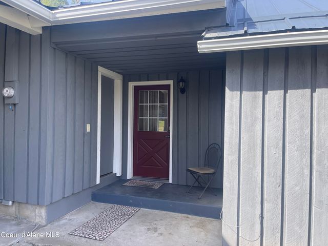 7042 Oak St., Bonners Ferry, ID 83805