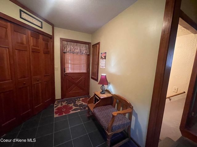 7042 Oak St., Bonners Ferry, ID 83805