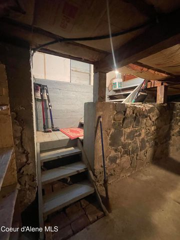 7042 Oak St., Bonners Ferry, ID 83805