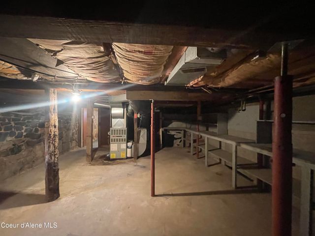 7042 Oak St., Bonners Ferry, ID 83805