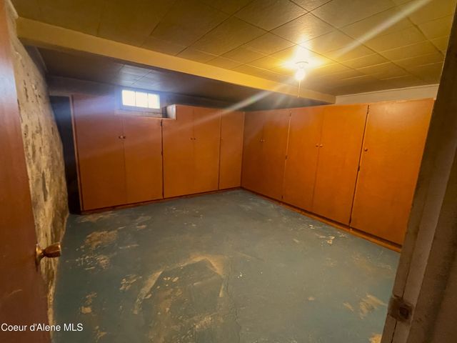 7042 Oak St., Bonners Ferry, ID 83805