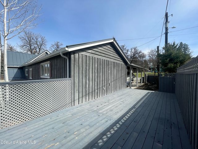 7042 Oak St., Bonners Ferry, ID 83805