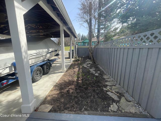 7042 Oak St., Bonners Ferry, ID 83805