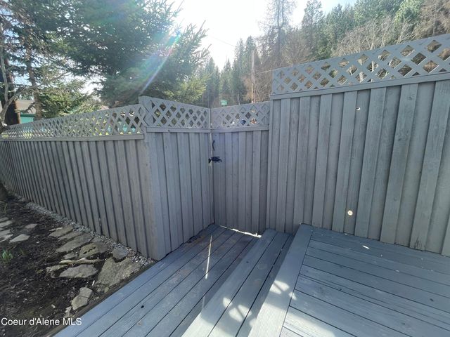 7042 Oak St., Bonners Ferry, ID 83805