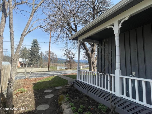 7042 Oak St., Bonners Ferry, ID 83805