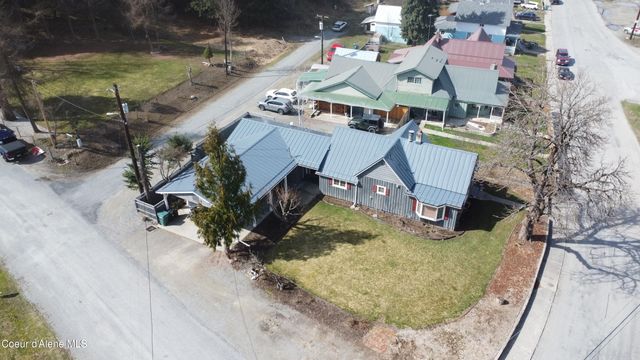 7042 Oak St., Bonners Ferry, ID 83805