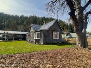 7042 Oak St., Bonners Ferry, ID 83805