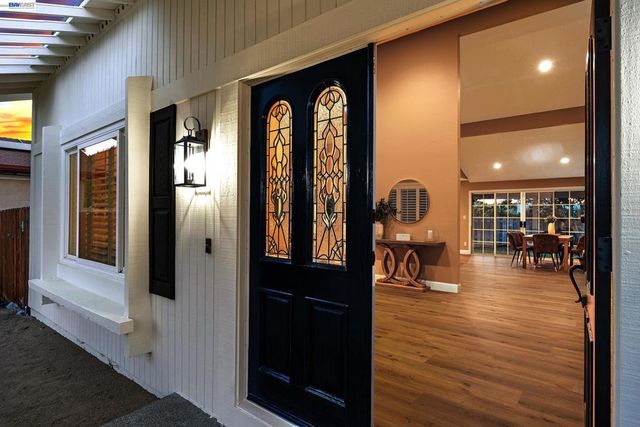 186 Mt Wilson Way, Clayton, CA 94517