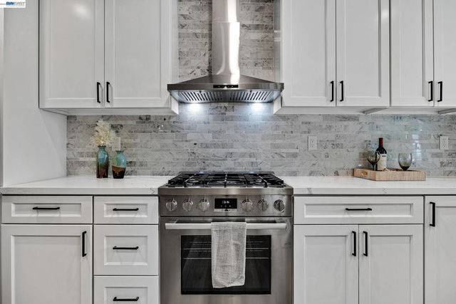 186 Mt Wilson Way, Clayton, CA 94517