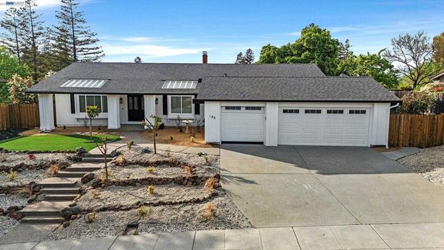 186 Mt Wilson Way, Clayton, CA 94517