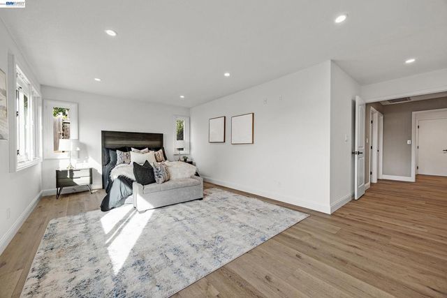 186 Mt Wilson Way, Clayton, CA 94517