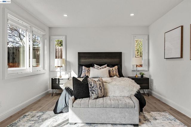 186 Mt Wilson Way, Clayton, CA 94517