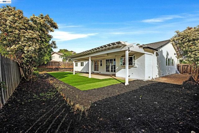 186 Mt Wilson Way, Clayton, CA 94517