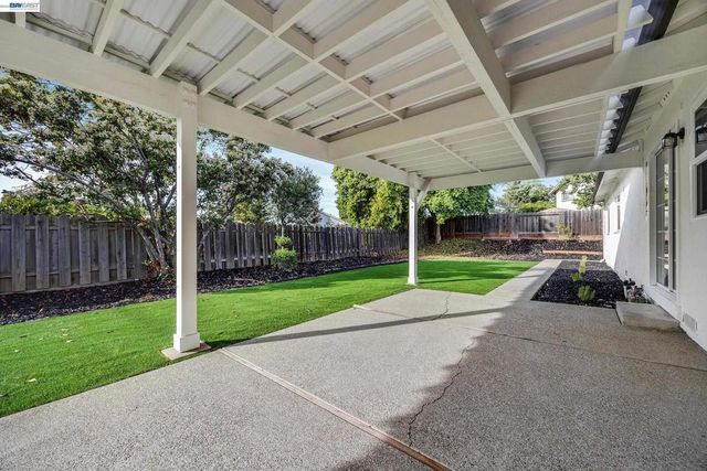 186 Mt Wilson Way, Clayton, CA 94517