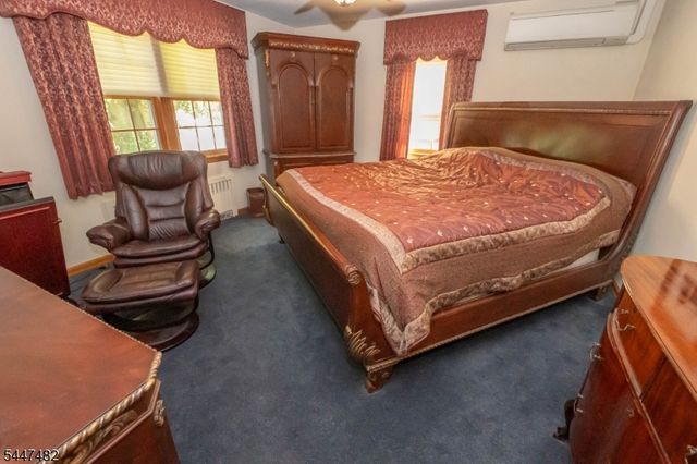 5 Pardun Ave, Milltown Boro, NJ 08850