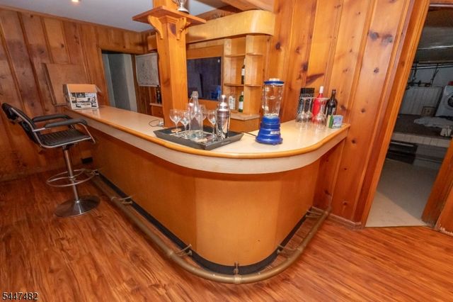 5 Pardun Ave, Milltown Boro, NJ 08850