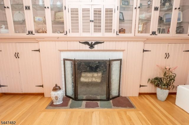 5 Pardun Ave, Milltown Boro, NJ 08850