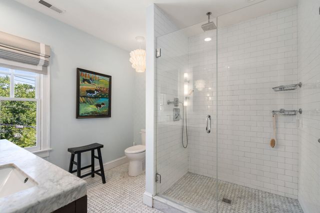 75 Seaverns Ave, Boston, MA 02130