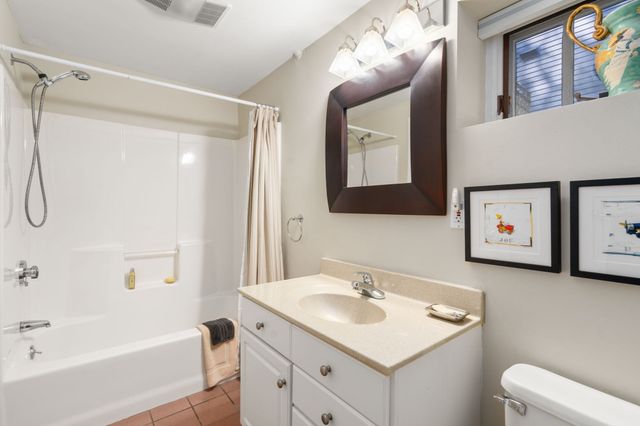 75 Seaverns Ave, Boston, MA 02130