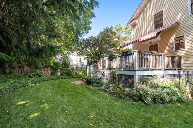 75 Seaverns Ave, Boston, MA 02130